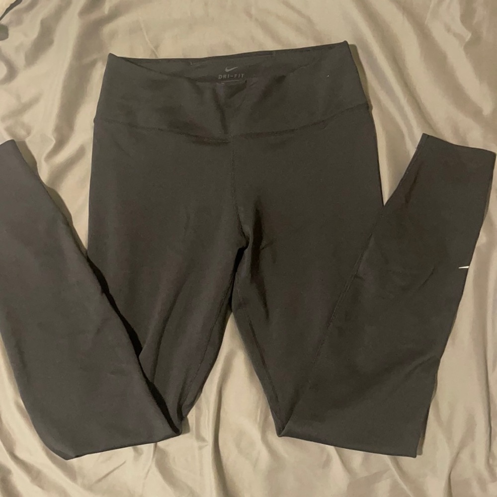 Nike dry fit leggings